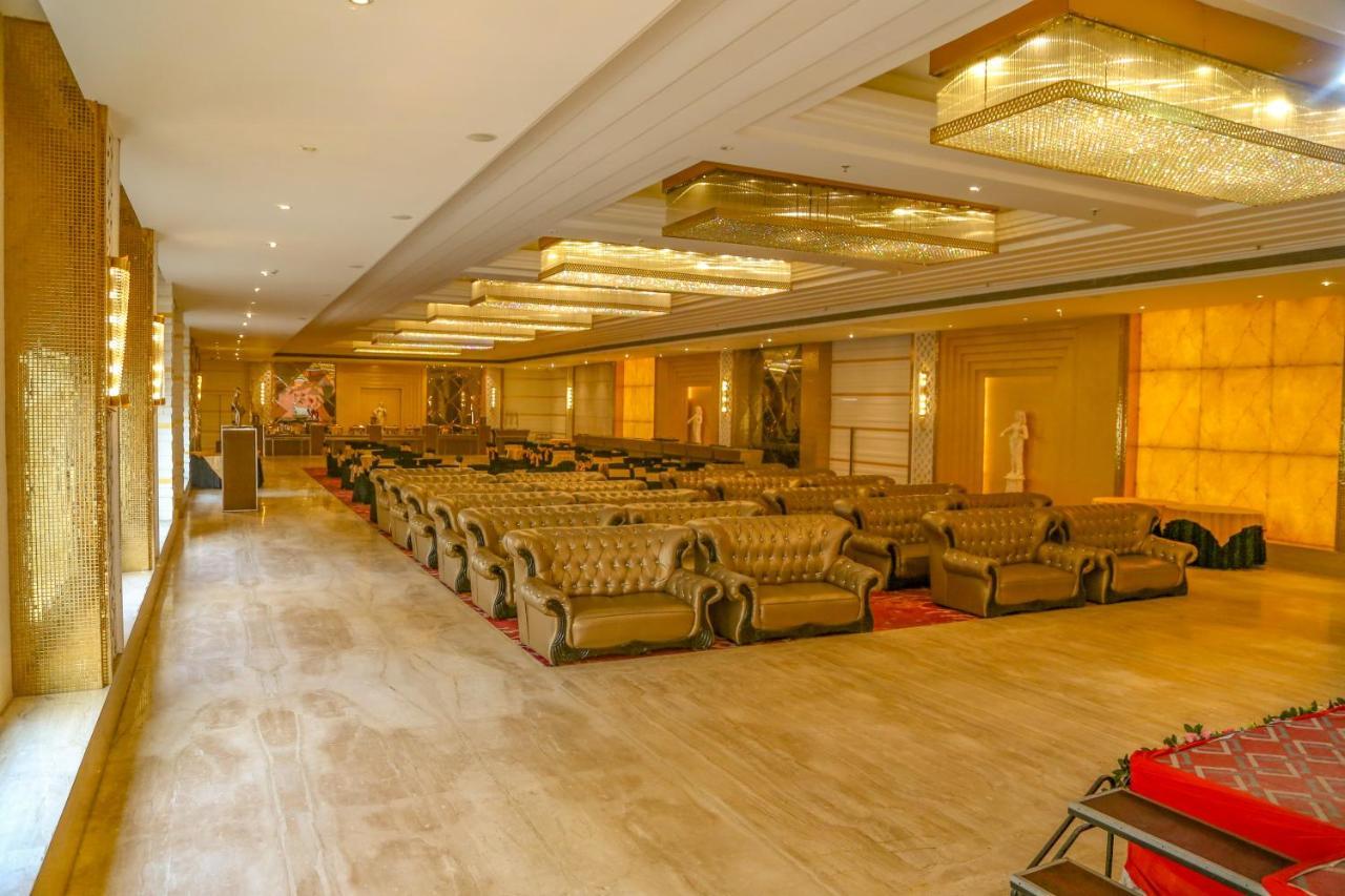 Four Leaf Hotel,Budaun Exterior foto